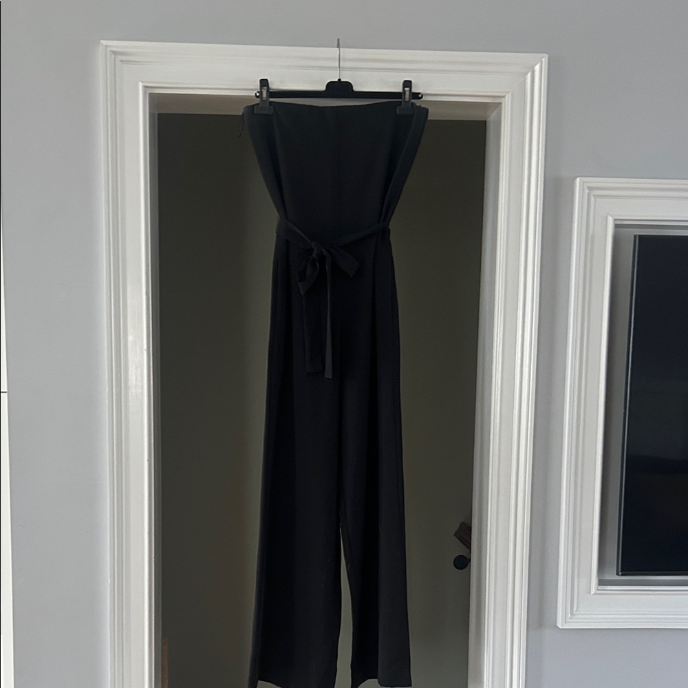 Vince Elegant Black Jumpsuit